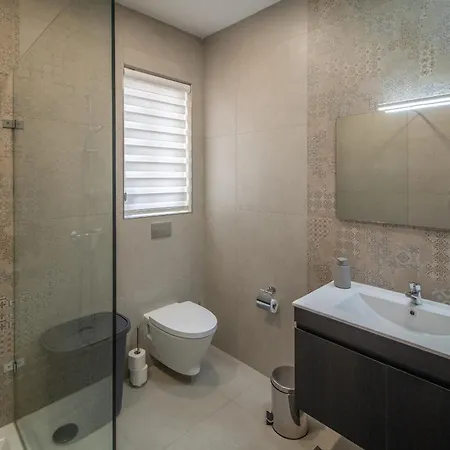 Апартаменты Bright And Spacious 3 Bedroom With Terrace And Shared Pool Gz-mave1-1 Марсалфорн